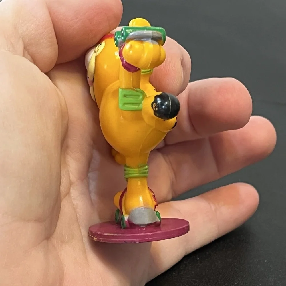 Vintage 1981 Garfield On Roller Skates & In Motion PVC Mini Figurine Figure Lot